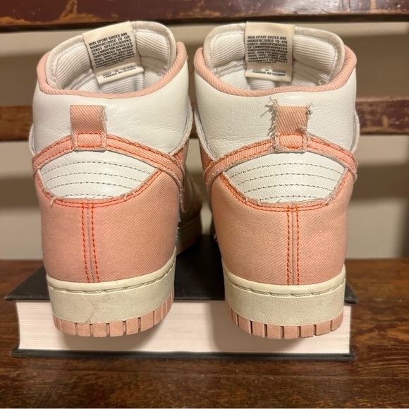 NIKE Women's Dunk High 1985 Hi Top Sneakers Arctic Orange White Basketball Shoes - Picture 7 of 14